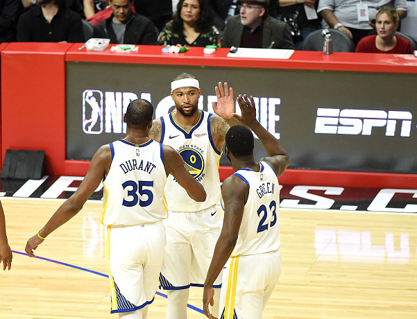 犹他爵士国际比赛日复出首秀，志在意大利杯名次提升，球迷炸锅，赛程密集仍需轮换的简单介绍