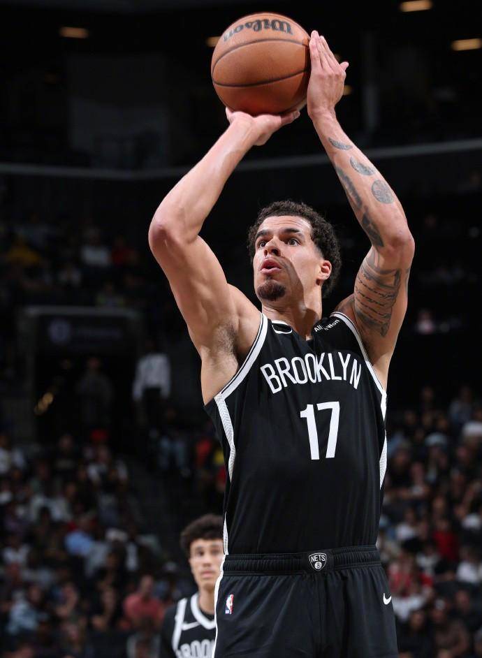 赛后波特兰开拓者调整名单以备欧篮联；刷新队史纪录环节打磨；底气十足；赛季目标并未改变的简单介绍